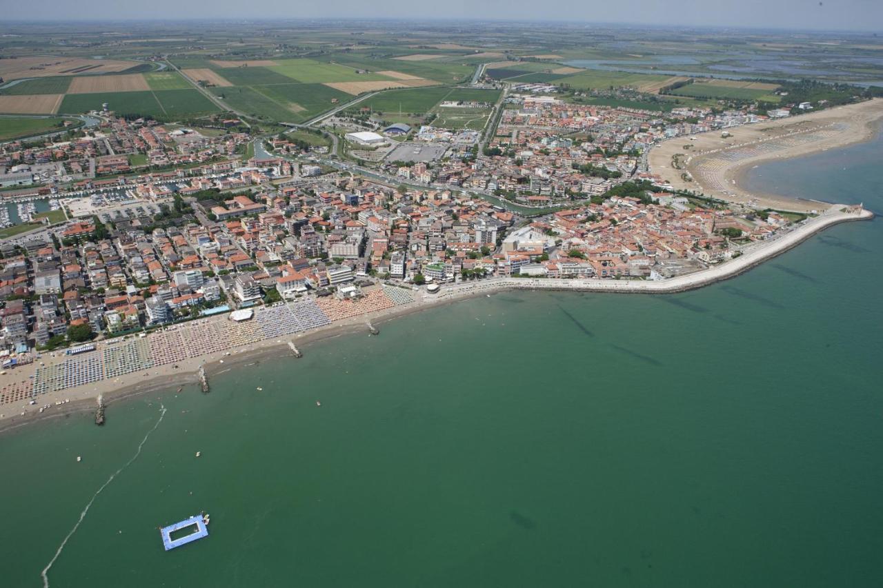 Penthouse Attico Mara Apartment Caorle Exterior photo